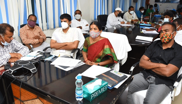 ‘పల్లె ప్రగతి’ని సక్సెస్‌ చేద్దాం