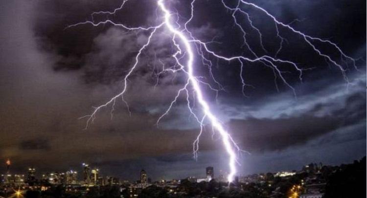 పిడుగుతో జరభద్రం