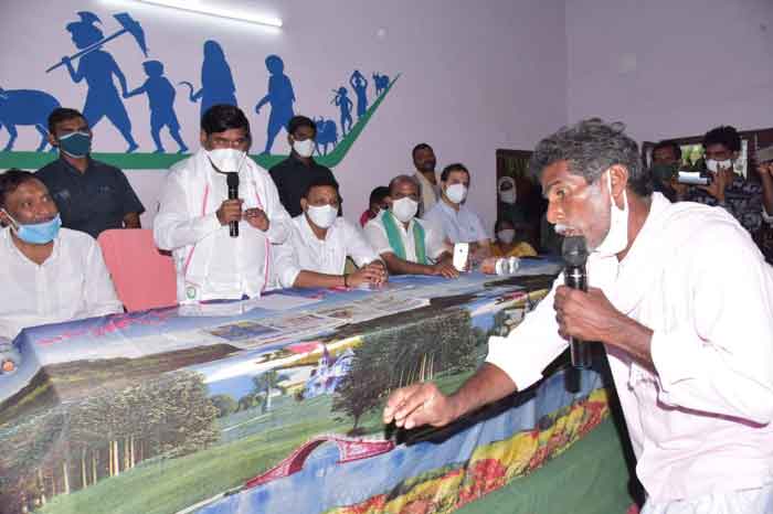 విజ్ఞాన కేంద్రాలుగా రైతు వేదికలు