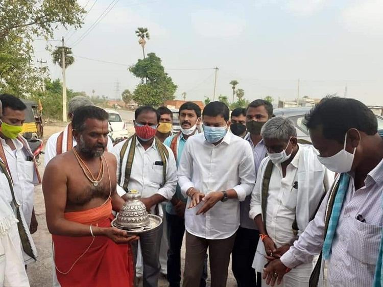 నిరాడంబరంగా హనుమజ్జయంతి