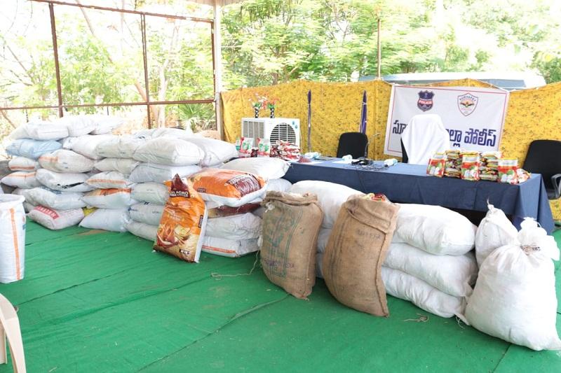 ‘నకిలీ’గాళ్ల పట్టివేత