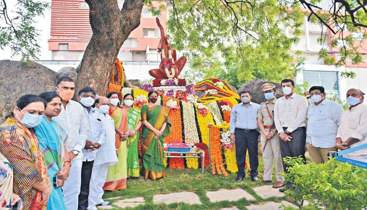 ఏడేండ్లలో ప్రగతి పరుగులు