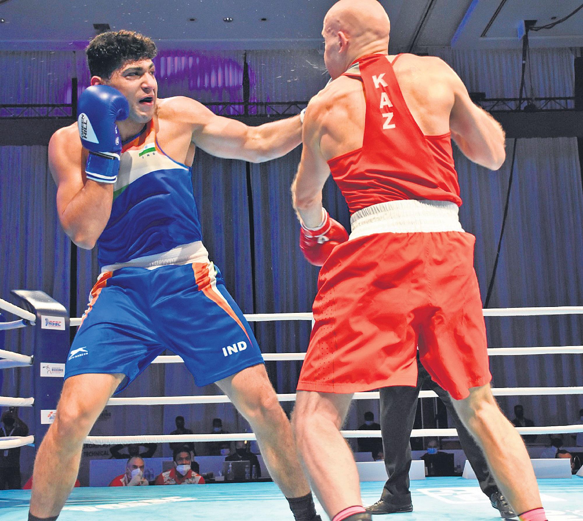 సంజీత్‌ స్వర్ణ పంచ్‌