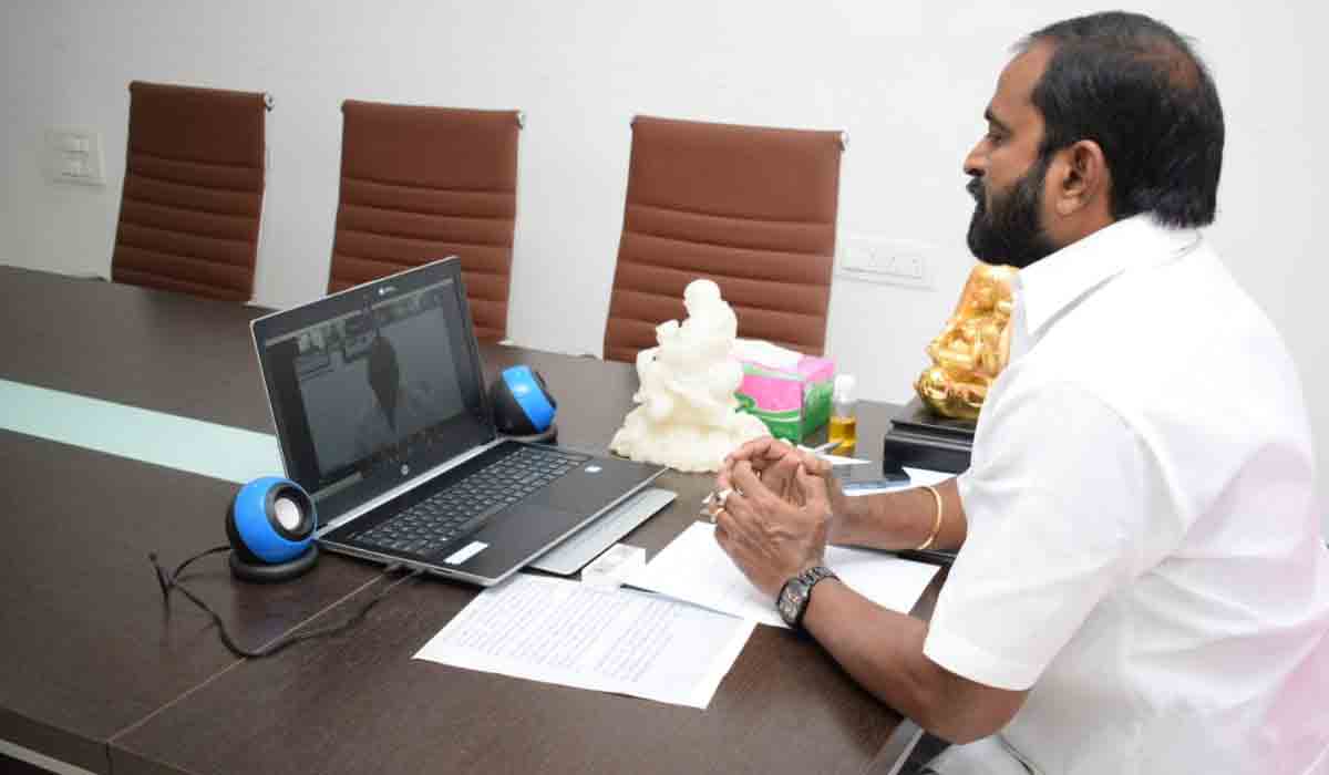 క్రీడల అభివృద్ధిపై రాష్ట్ర ప్ర‌భుత్వం దృష్టి : మంత్రి శ్రీనివాస్ గౌడ్