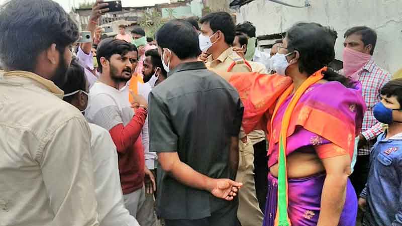 బాధలో ఉన్నప్పుడు యాడపోయిండ్రు?