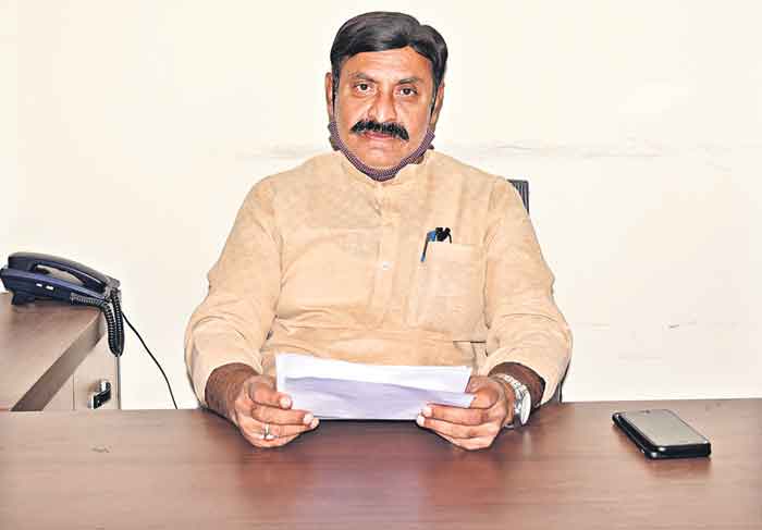 టీఆర్‌ఎస్‌ నేత కావేటి కన్నుమూత