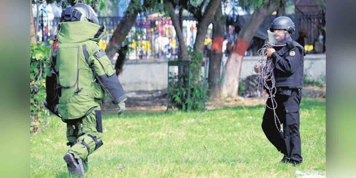 తిరునెల్వేలి సిమెంట్‌ ఫ్యాక్టరీలో పైప్‌బాంబుల కలకలం