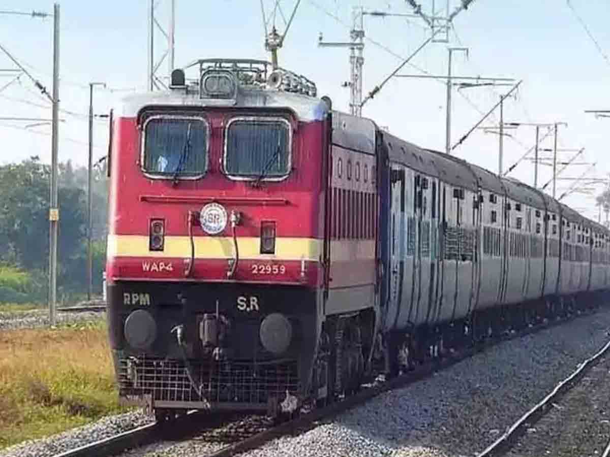 Alert For Passengers | రేపు నడవాల్సిన పలు రైళ్లను రద్దు చేసిన దక్షిణమధ్య రైల్వే