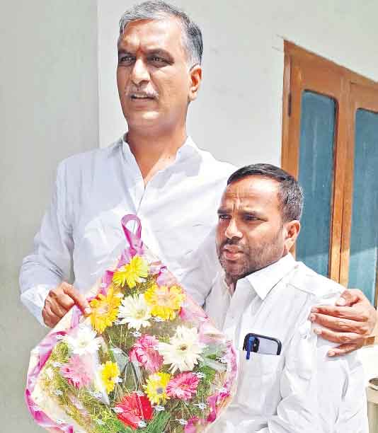 మాదిగల సమస్యలు పరిష్కరించండి