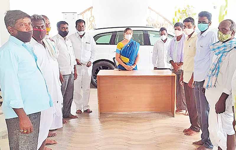 రోడ్డు నిర్మాణంతో ఇబ్బందులు తొలిగాయి