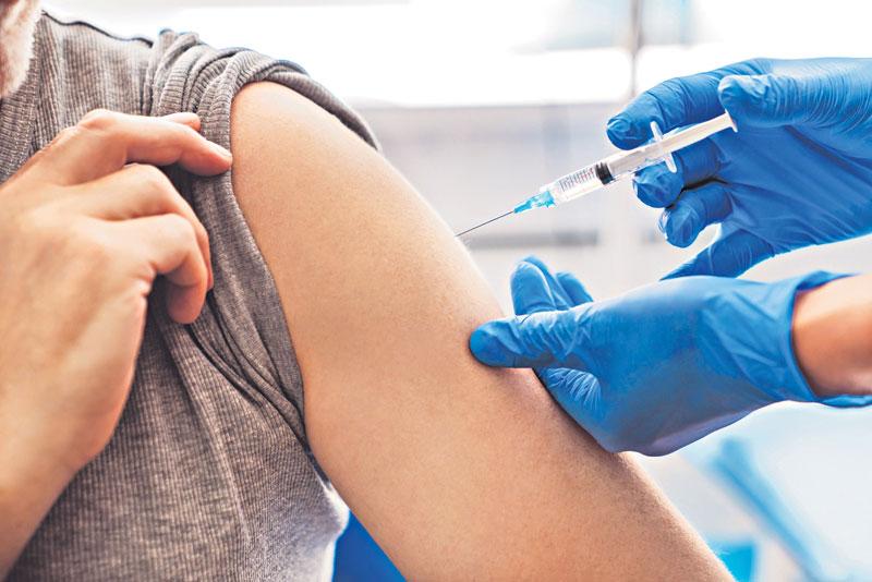 కరోనా టీకా మేమే ఉచితంగా ఇస్తాం