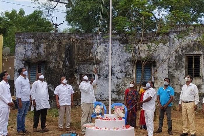 ఊరూరా సంబురాలు