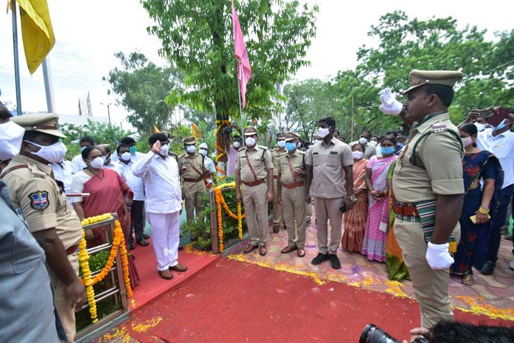 దేశం గర్వించేలా తెలంగాణ