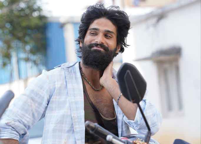 వంద కోట్లు దోచేదెవరు?