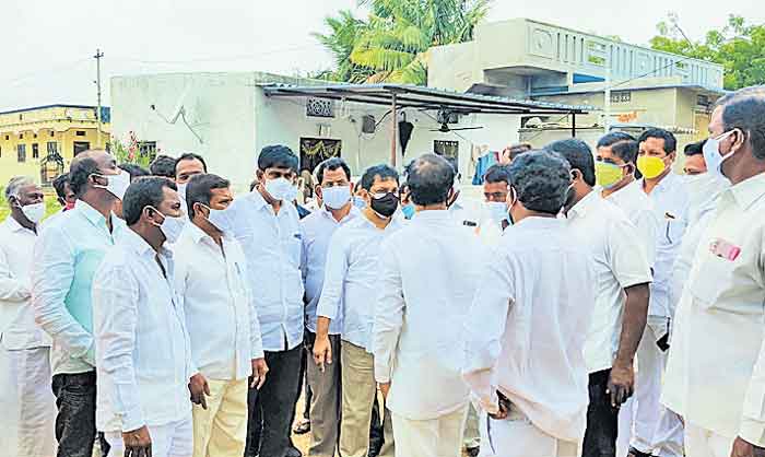 ప్రతి సమస్యను పరిష్కరిస్తా