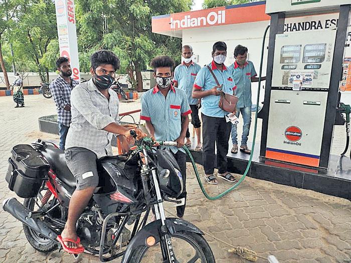 పెట్రో బాదుడు