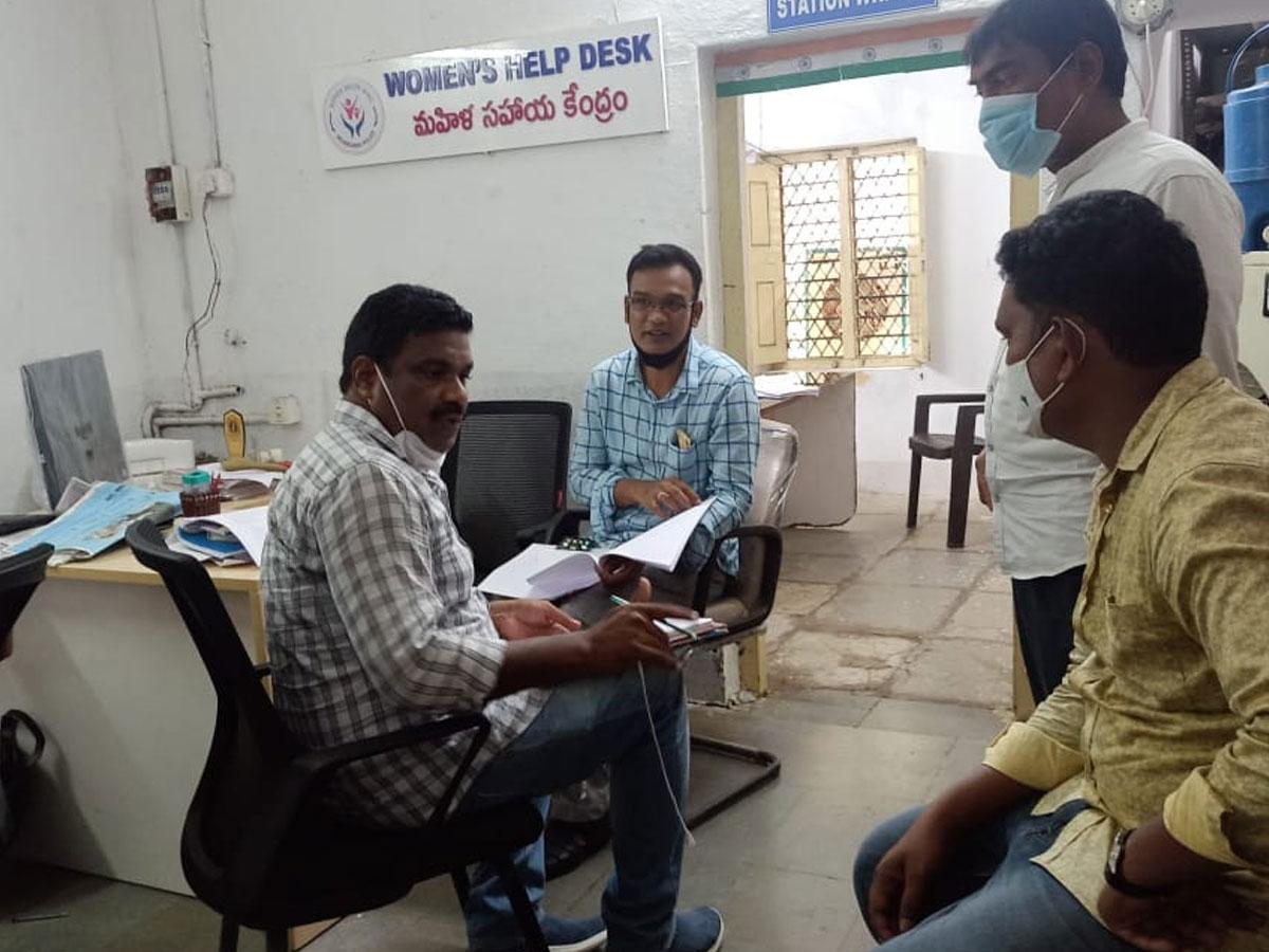 కథలాపూర్ పోలీస్ స్టేషన్‌లో ఏసీబీ దాడులు