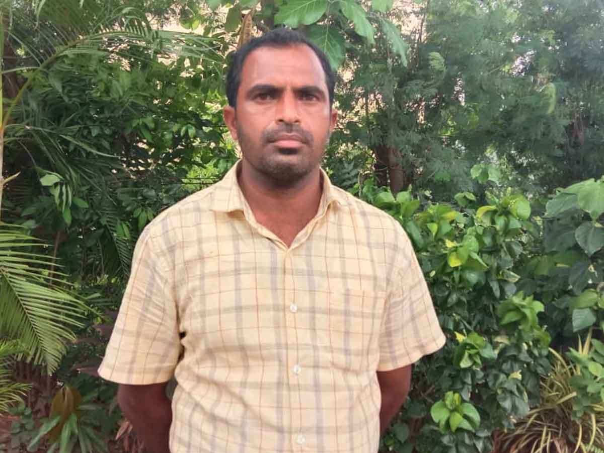 నకిలీ ఏసీబీ అధికారిని పట్టుకున్న పోలీసులు