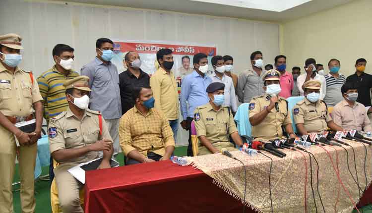 ‘నకిలీ’ దందాపై ఉక్కుపాదం