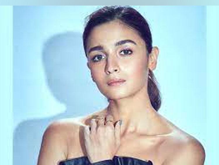 బ‌న్సాలీని క‌లిసిన అలియాభ‌ట్‌..ఎందుకో తెలుసా..?