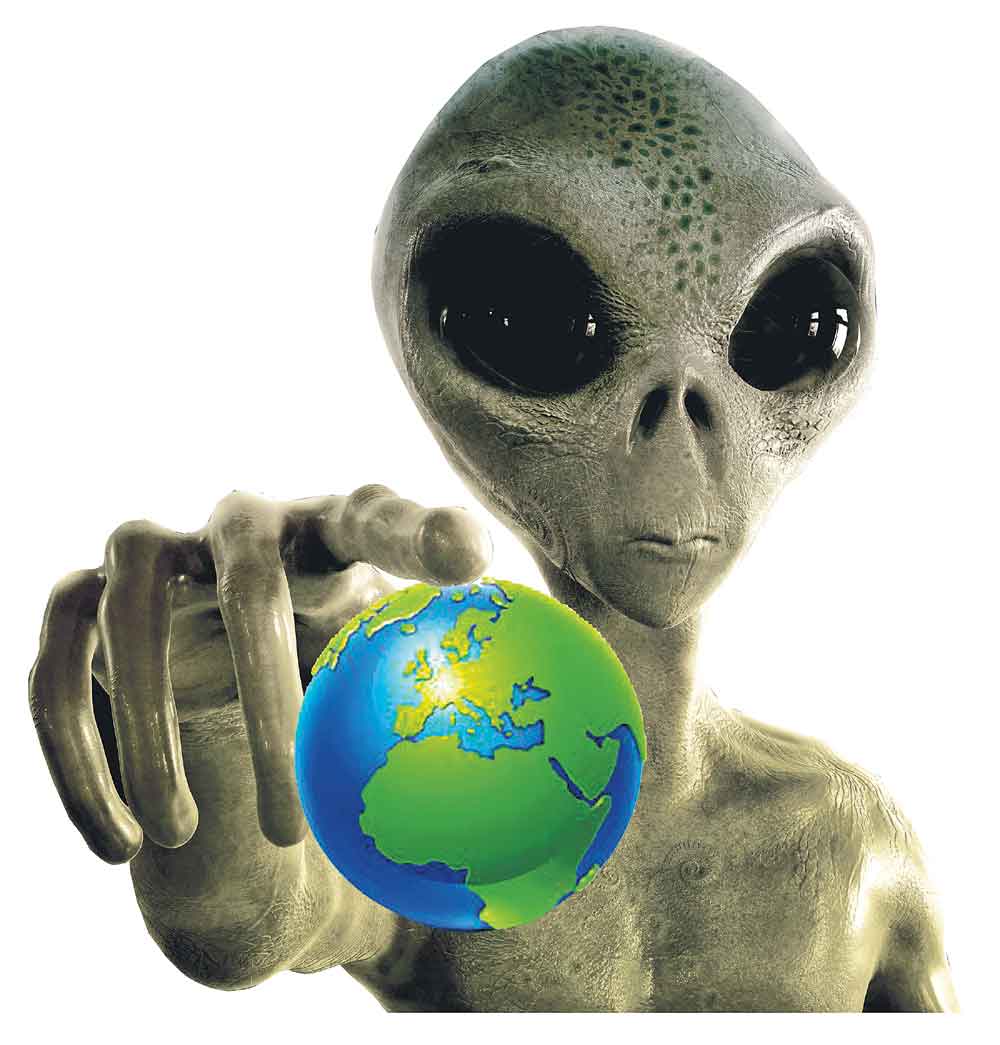 Aliens : మనమేనా ఏలియన్స్‌ ! మనల్ని ఇతర గ్రహాల వాసులు గ‌మ‌నిస్తున్నారా