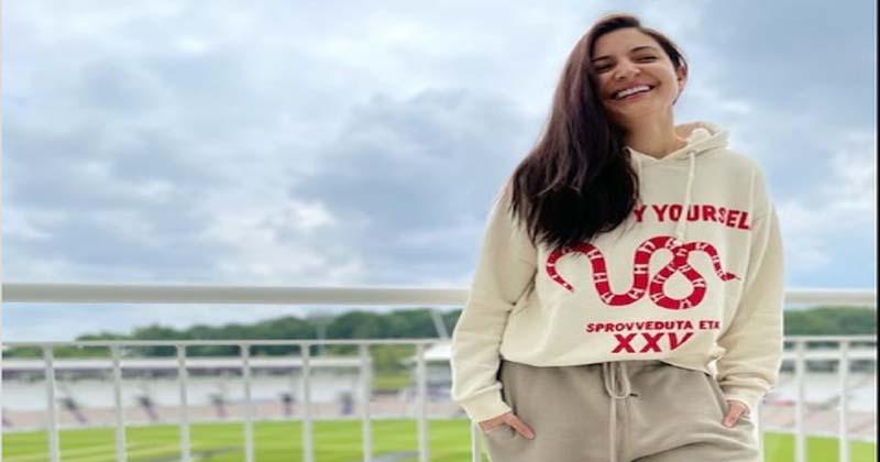 స్టేడియంలో క్వారంటైన్.. అంతా విరాట్ వల్లేనన్న అనుష్క