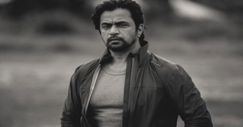 యాక్ష‌న్ కింగ్‌ని ఢీకొట్ట‌నున్న సూప‌ర్ స్టార్