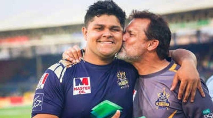 పాకిస్థాన్ టీ20 జట్టులోకి మొయిన్ ఖాన్ కుమారుడు..