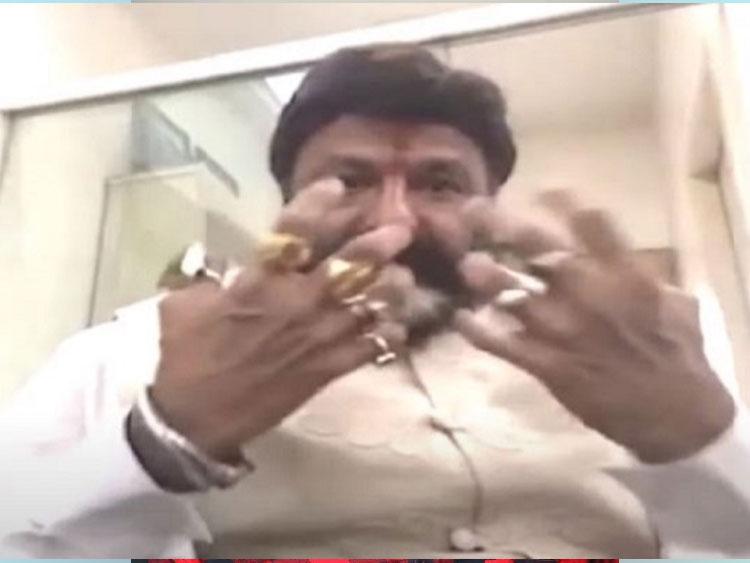 బాల‌కృష్ణ బొట‌న‌వేలికి మెగా రింగ్..సీక్రెట్ ఏంటో..?