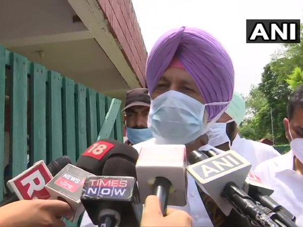 ప్రైవేట్ ద‌వాఖాన‌ల వ్యాక్సిన్ కొనుగోళ్ల‌పై ద‌ర్యాప్తు