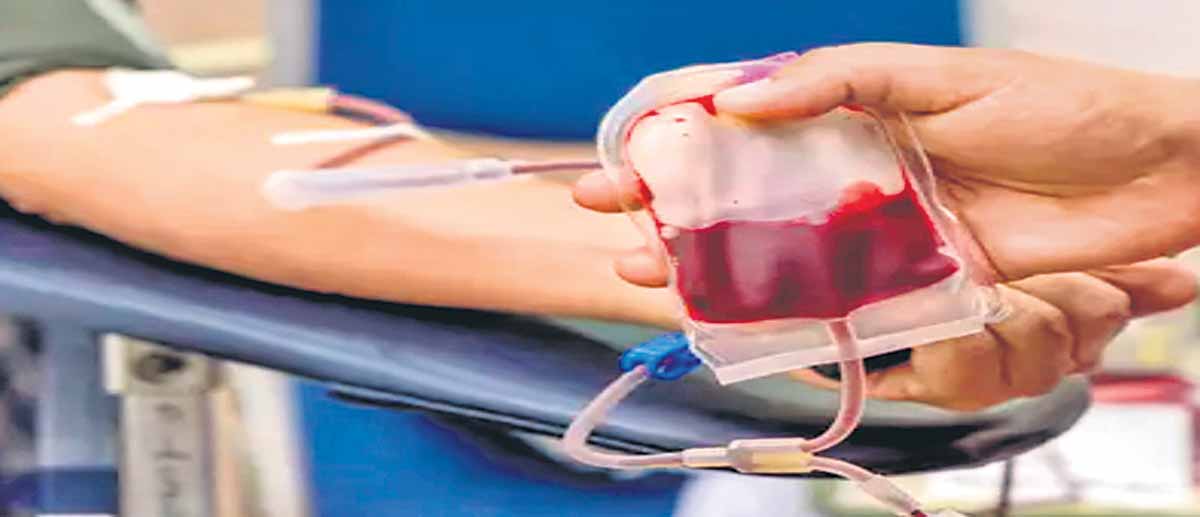 టీకా తీసుకుంటే.. నెల తర్వాత రక్తదానం చేయొచ్చు