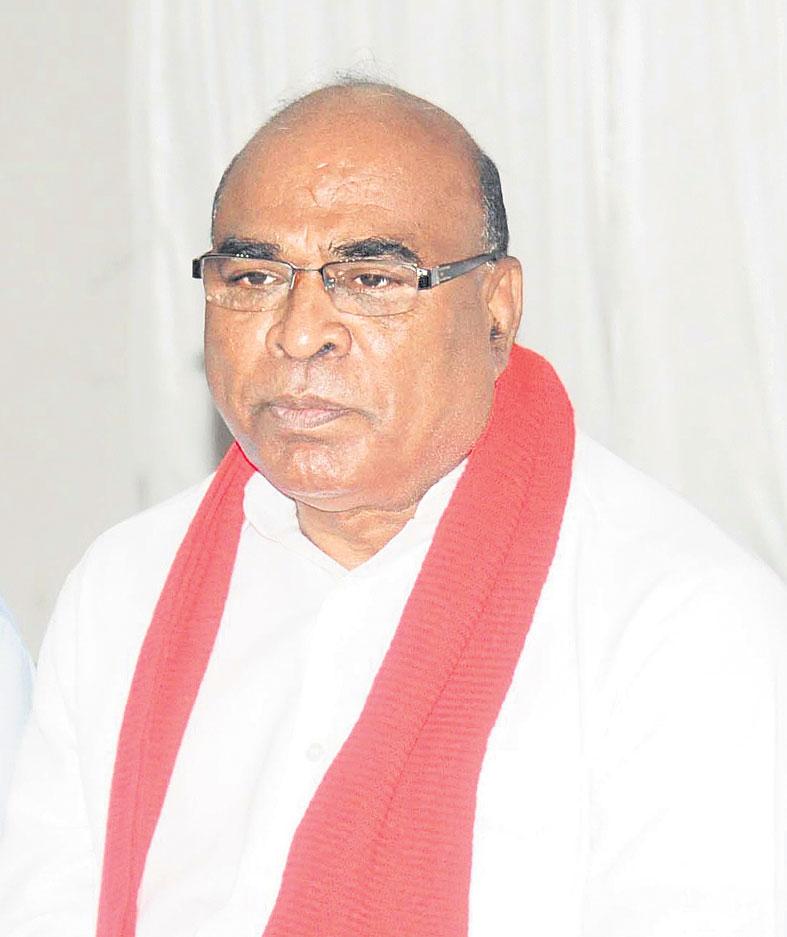 అసైన్డ్‌ భూములను అప్పగించాలి