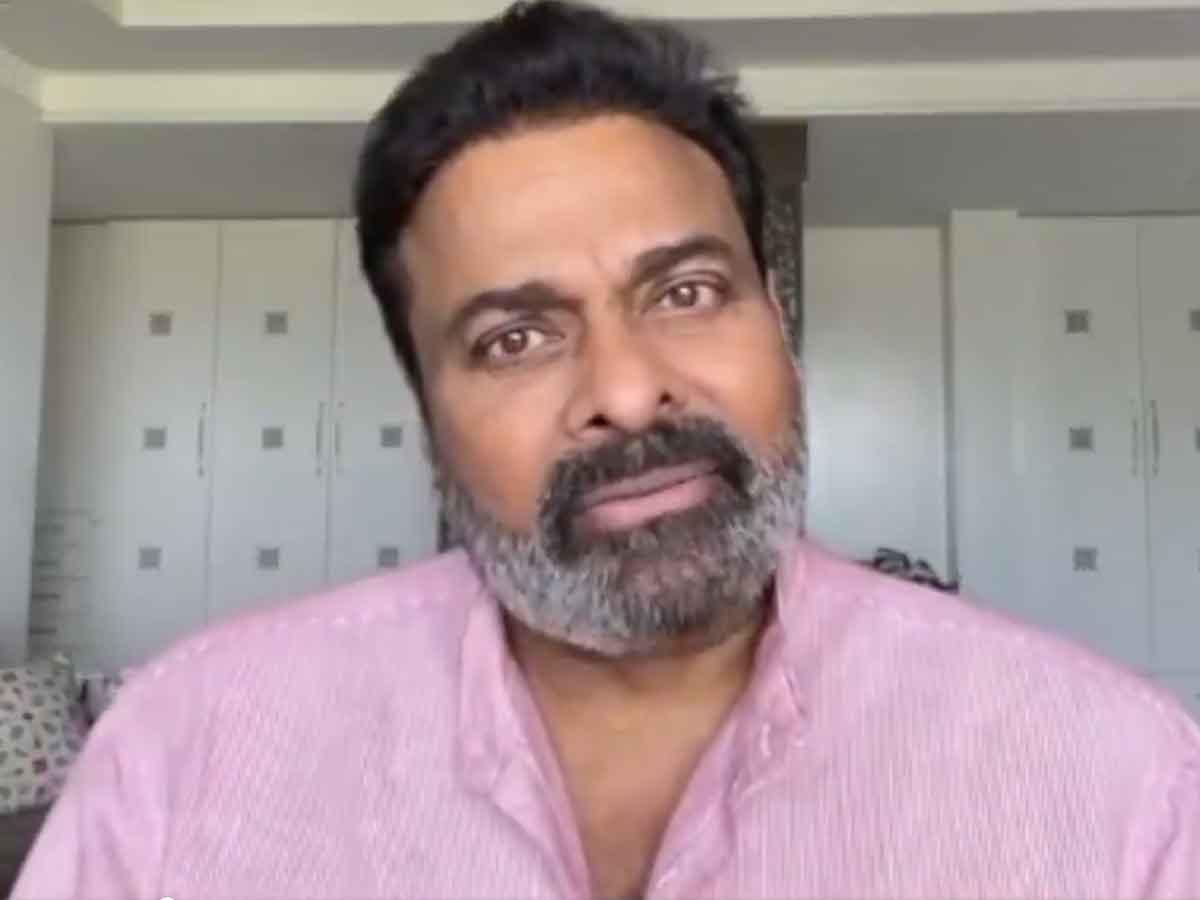 చిరు న్యూ లుక్ చూసి మురిసిపోతున్న ఫ్యాన్స్