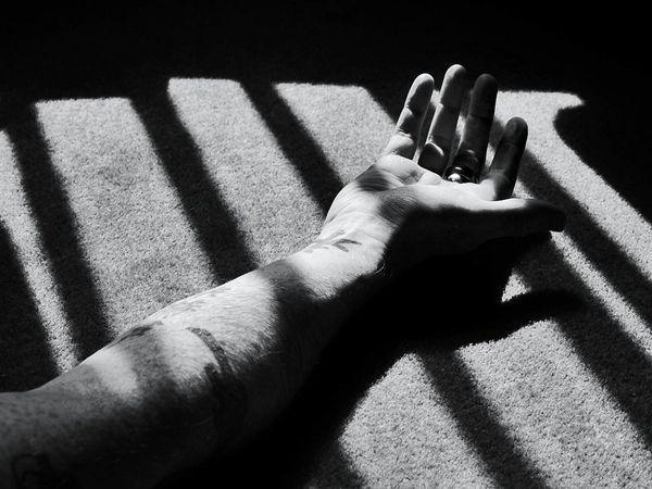 ప్రియురాలిని హ‌త్య చేసి చ‌ర్చ్ స‌మీపంలో ప‌డేసి..