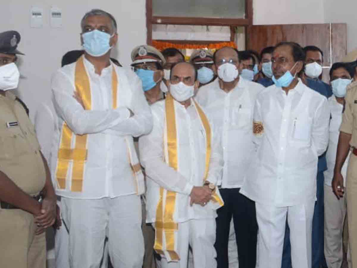 కామారెడ్డి చేరుకున్న సీఎం కేసీఆర్‌