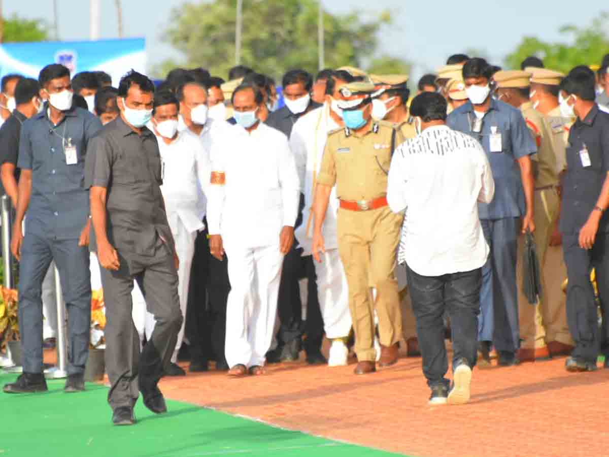 కామారెడ్డి పోలీసు కార్యాలయం ప్రారంభం