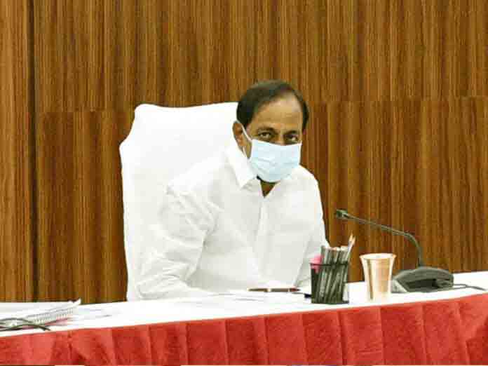 అభివృద్ధి ఎట్ల కాదో చూద్దాం.. జిల్లాను ద‌త్త‌త తీసుకుంటా : సీఎం కేసీఆర్