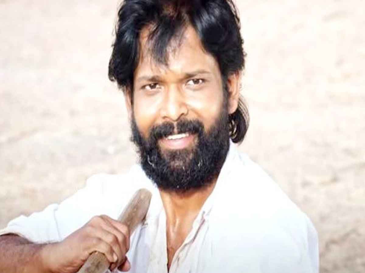 కరోనాకు బలైన మరో ప్రముఖ నటుడు