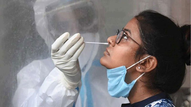 మళ్లీ వణికిస్తున్న మహారాష్ట్ర
