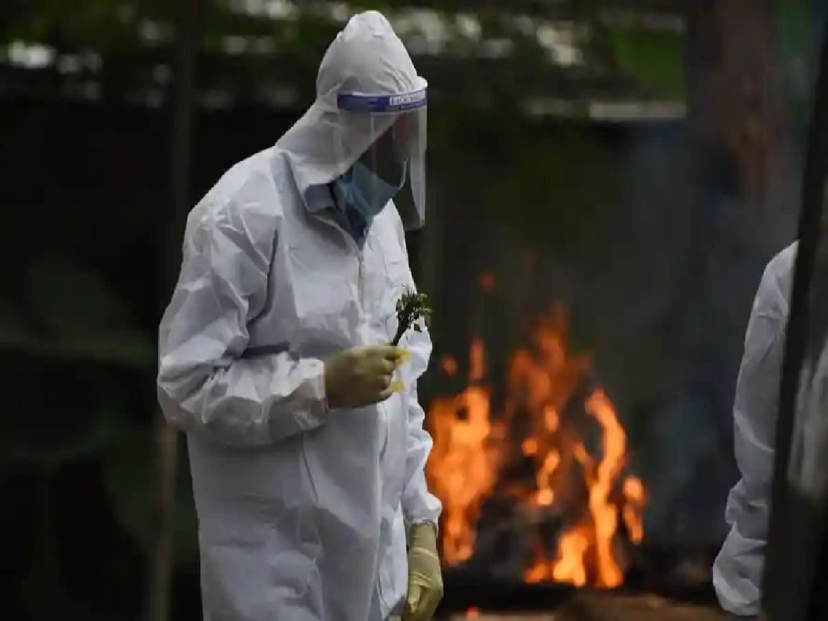 వాళ్లంద‌రికీ 4 ల‌క్ష‌లు ఇవ్వ‌డం కుద‌ర‌దు.. సుప్రీంకు స్ప‌ష్టం చేసిన కేంద్రం