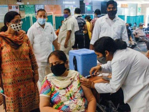 భారీగా దిగివ‌చ్చిన తాజా కేసులు : 0.17 శాతానికి త‌గ్గిన పాజిటివిటీ రేటు