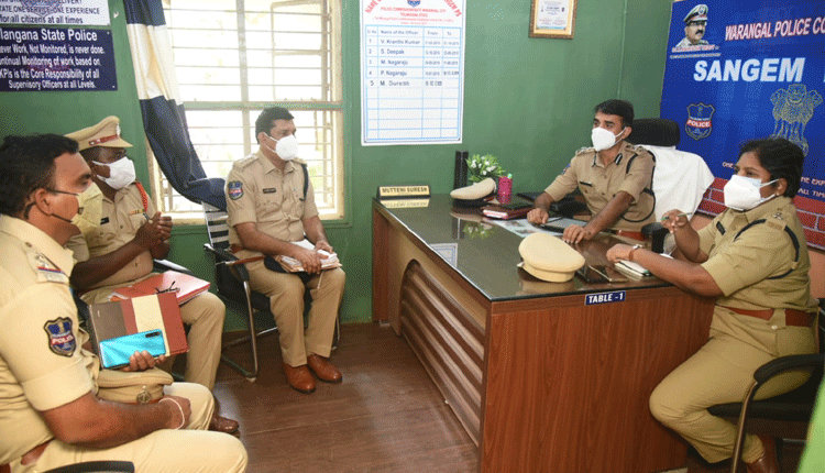 ప్రజా సేవకు పోలీసులు అంకితం కావాలి