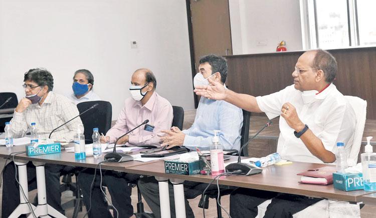 భూముల డిజిటల్‌ సర్వేకు సన్నద్ధం