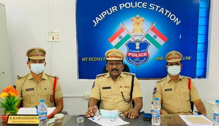 ఐర‌న్ స్క్రాప్ దొంగ‌లు న‌లుగురు అరెస్టు