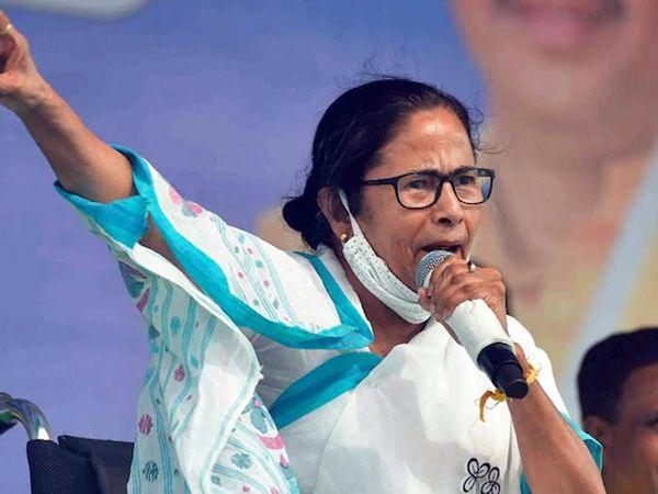 బెంగాల్ ప్ర‌భుత్వంపై కాషాయ‌పార్టీ కుట్ర : మ‌మ‌తా బెన‌ర్జీ