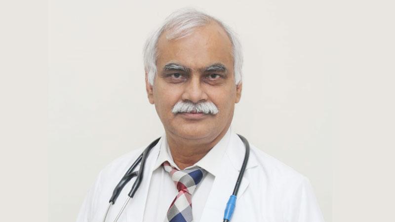 విపత్కర పరిస్థితుల్లో కొన్ని దవాఖానల తీరు బాధాకరం