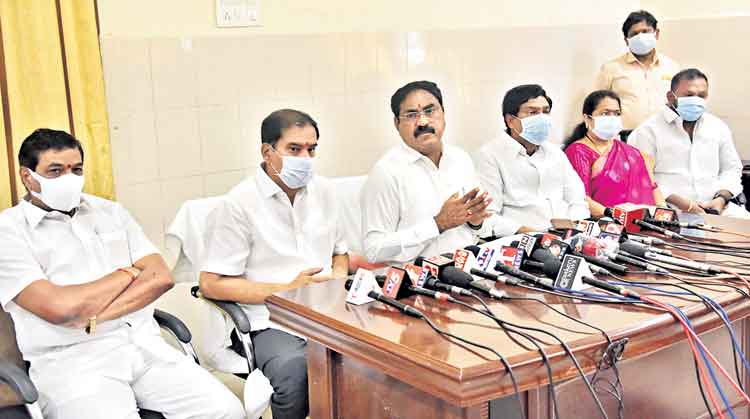 విభజన హామీలను విస్మరించిన కేంద్రం