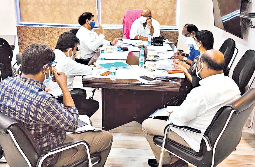 రజక, నాయీబ్రాహ్మణ సంఘాలతో 11న మంత్రి గంగుల సమావేశం