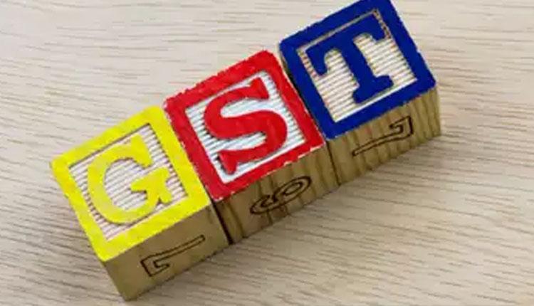 జీఎస్టీ @ 1.02 లక్షల కోట్లు