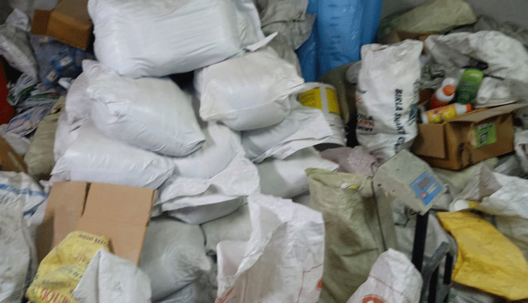 నకిలీ పురుగుల మందుల పట్టివేత